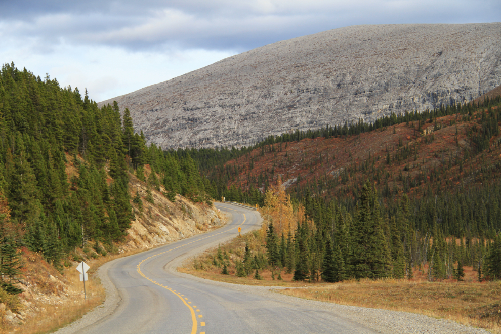 Fall colours near Summit Lake on the Alaska Highway