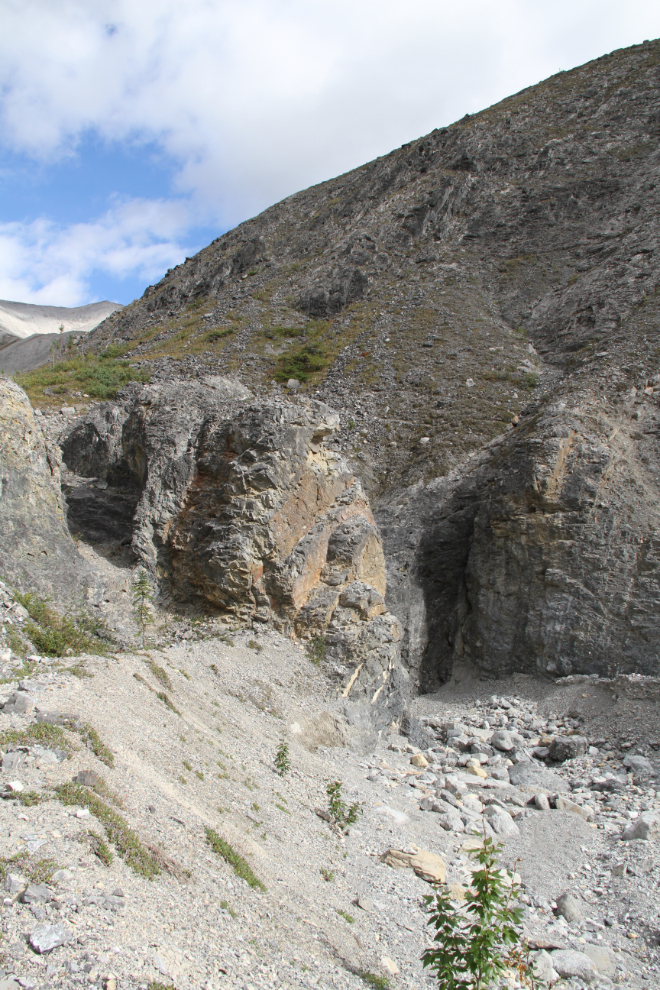 Alaska Highway Km 716.8, Boulder Canyon Hike