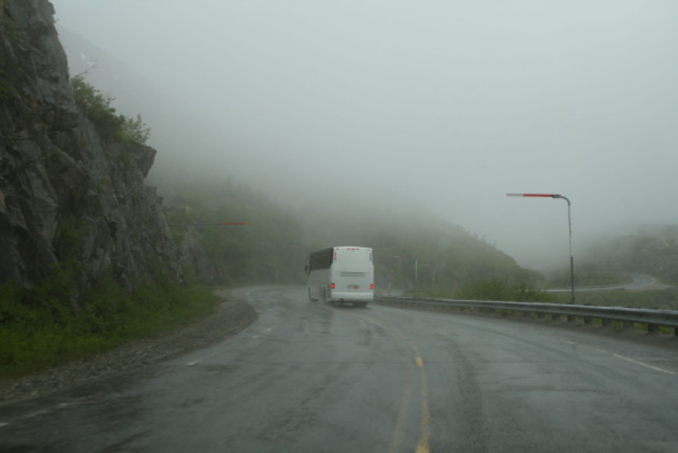 Fog tour through the White Pass