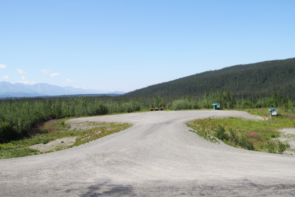 Rest area at Alaska Highway Km 1840.8