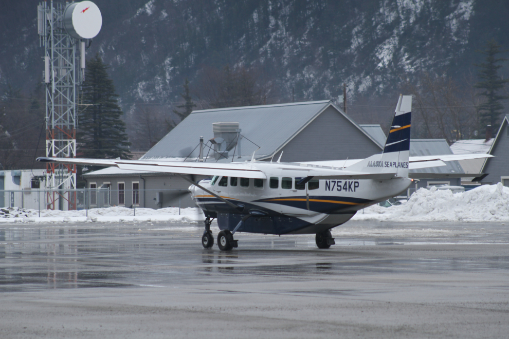  Cessna 208B Grand Caravan N754KP at Skagway