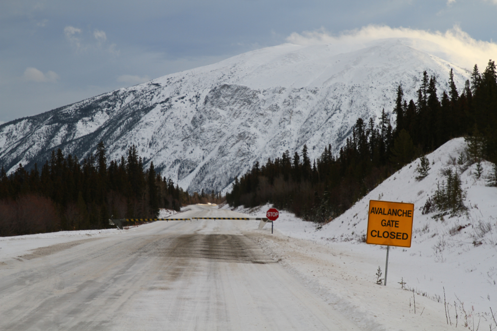 South Klondike Highway gates closed
