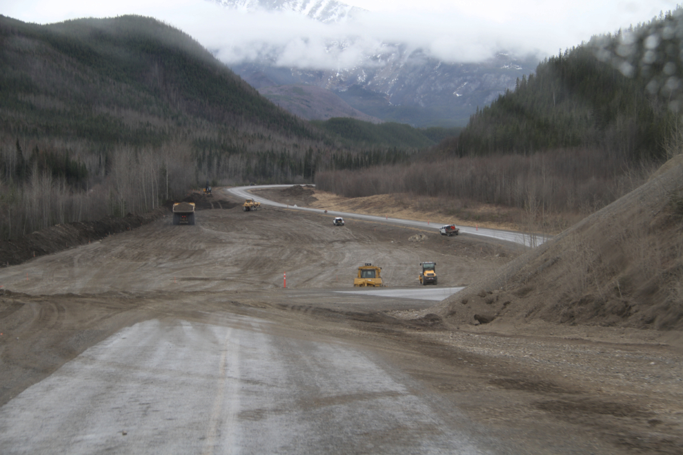 Construction along the Alaska Highway
