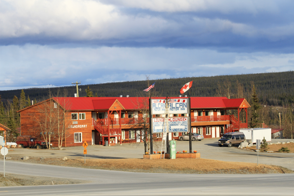 Alcan Motor Inn - Haines Junction, Yukon