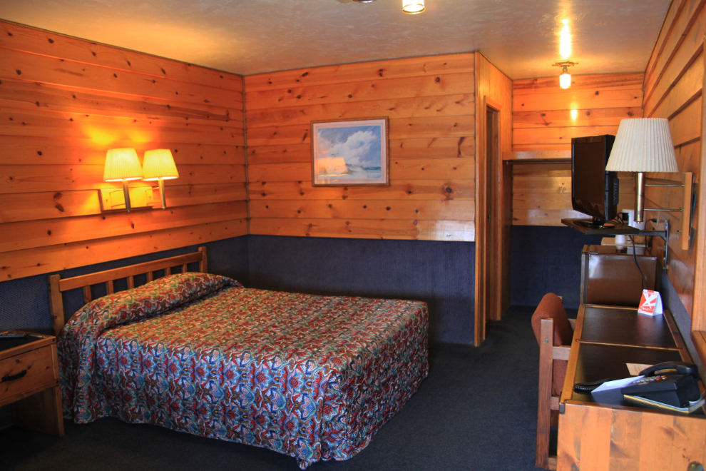 Captain's Choice Motel - Haines Alaska