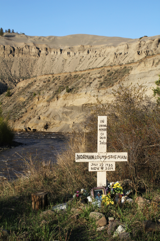 Memorial to Norman Louis Stieman, 1930-2014, at the Pothole Ranch