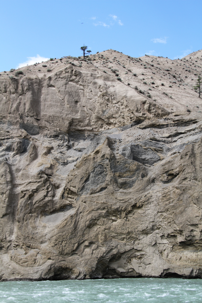 Complex gravel/sand layering at Farwell Canyon, BC