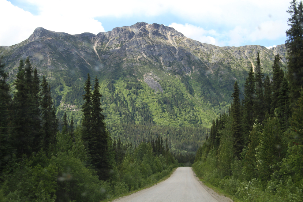 Mountains at about Km 580 of the Stewart-Cassiar Highway