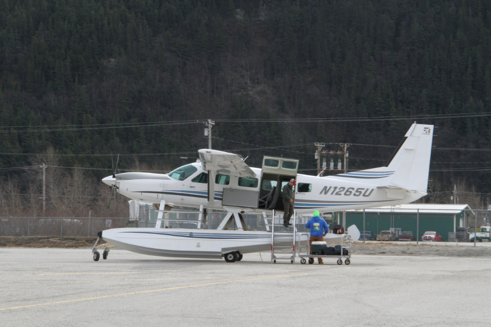 Cessna Caravan N1265U at Skagway, Alaska
