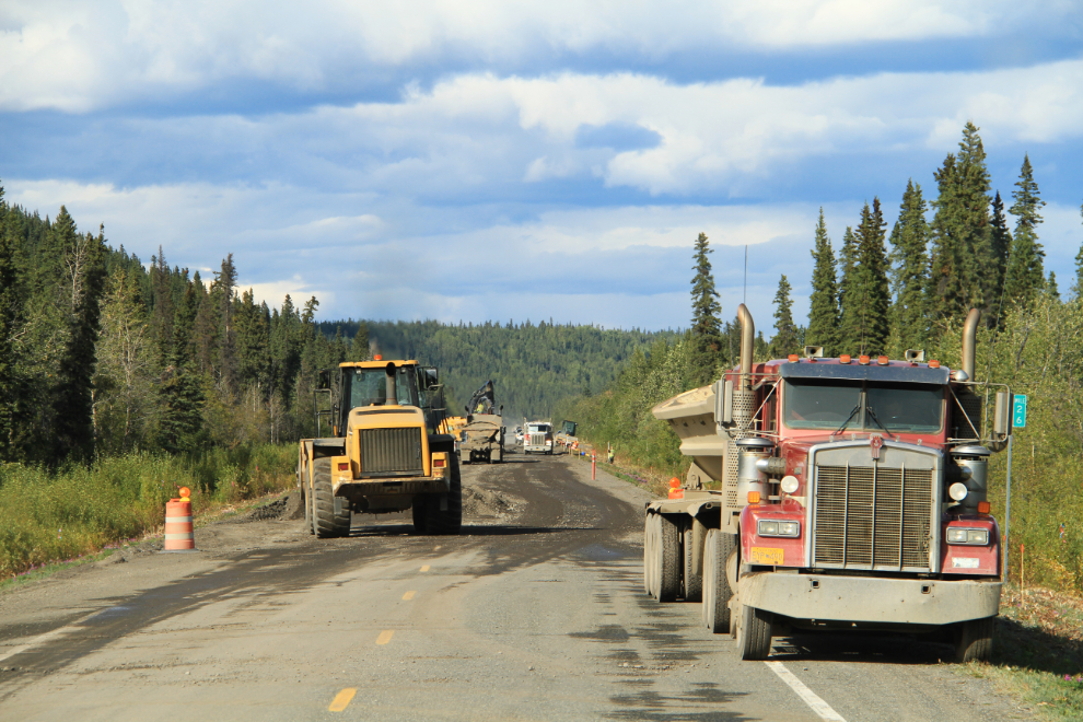 Road construction on the Tok Cutoff Highway, Alaska