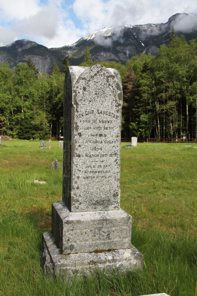 Grave monument of the Reverend Christian Saugstad in Hagensborg, BC