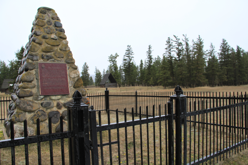 Fort Alexandria cairn, BC