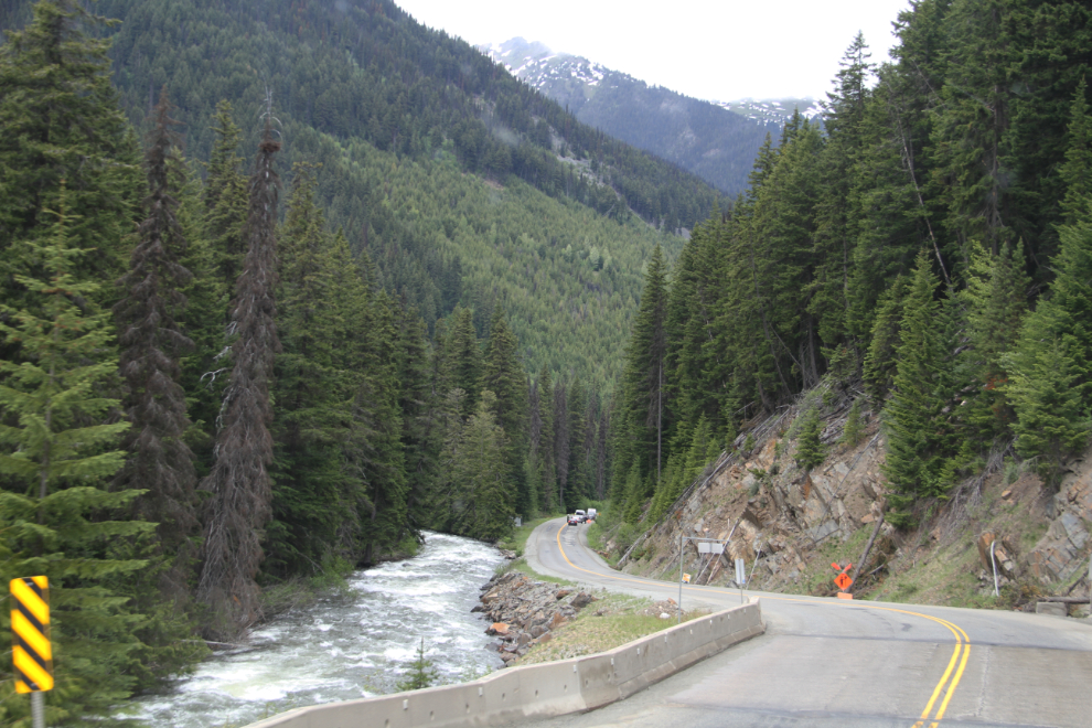 Construction delay on the Duffey Lake Road