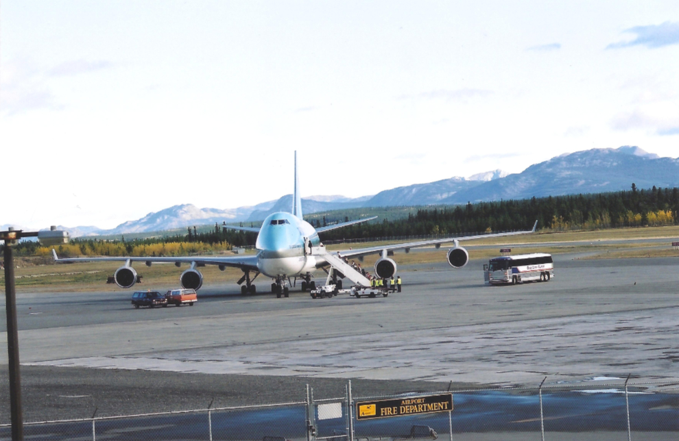Korean Air Boeing 747 - September 13, 2001 in Whitehorse, Yukon