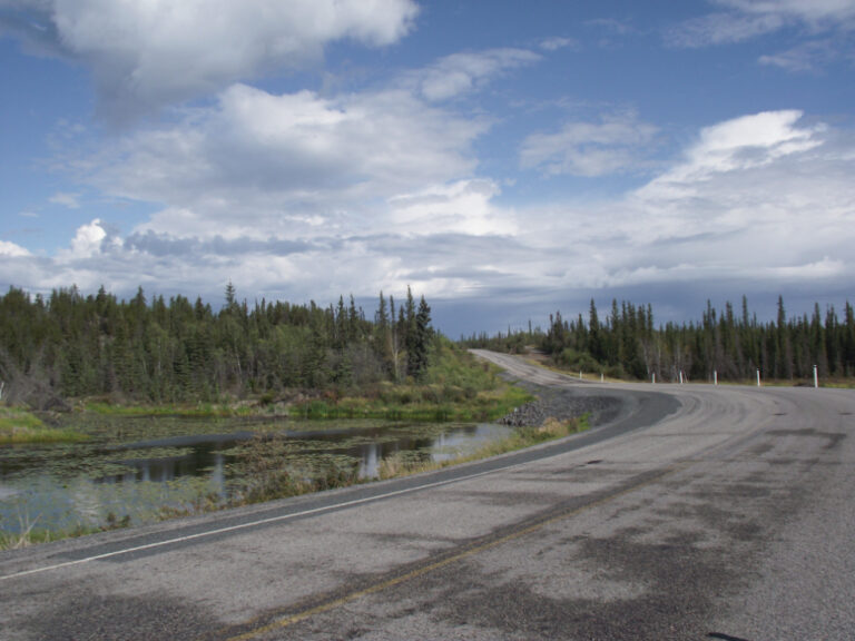 Exploring the Ingraham Trail – Yellowknife, NWT – The ExploreNorth Blog