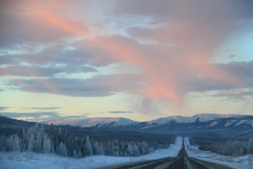 A winter morning on the Alaska Highway