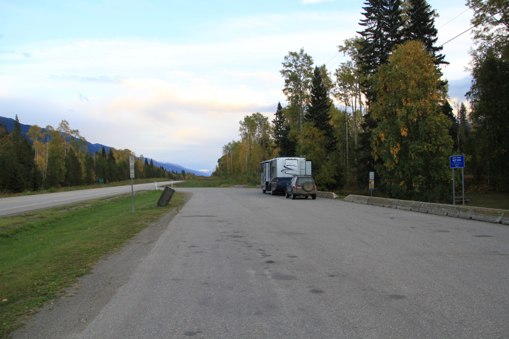 Baker Creek rest area, BC Hwy 16