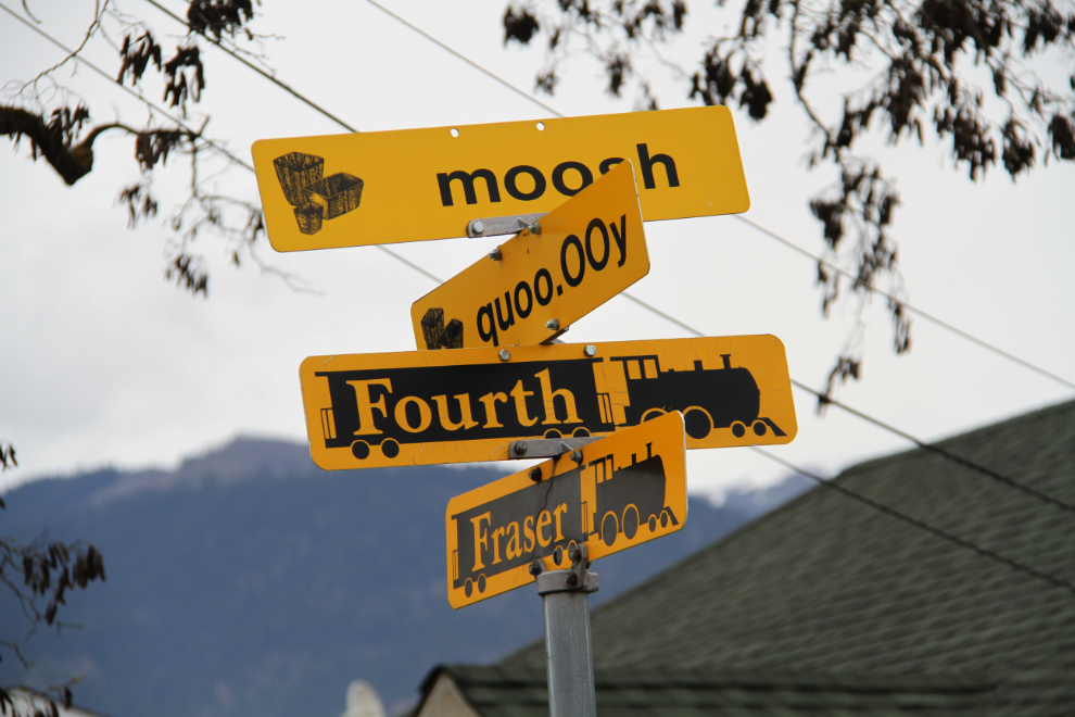 Street signs in Lytton are in both English and the local Nlaka'pamux Native language.