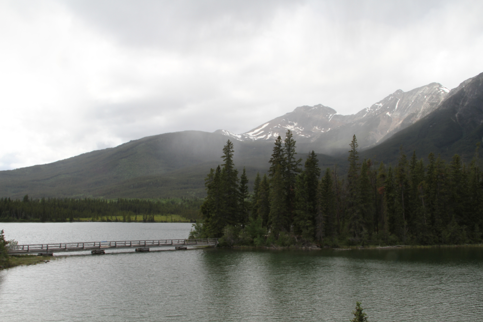 Pyramid Lake, Jasper