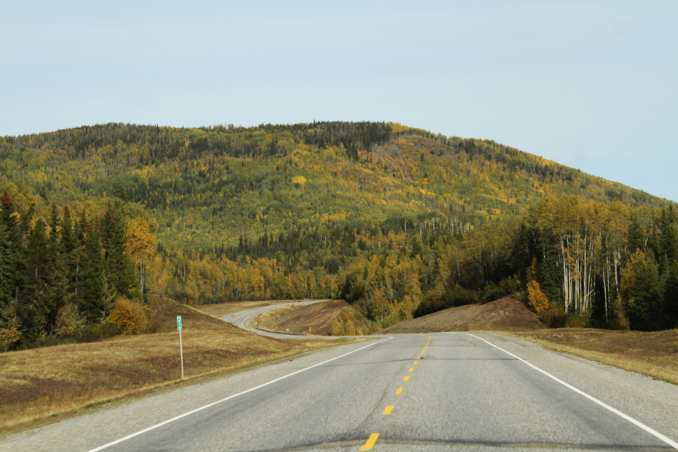 The Alaska Highway, southbound at Km 915