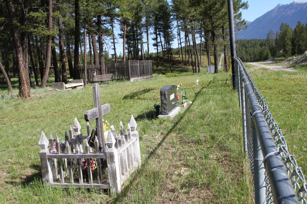 Fort Steele Cemetery