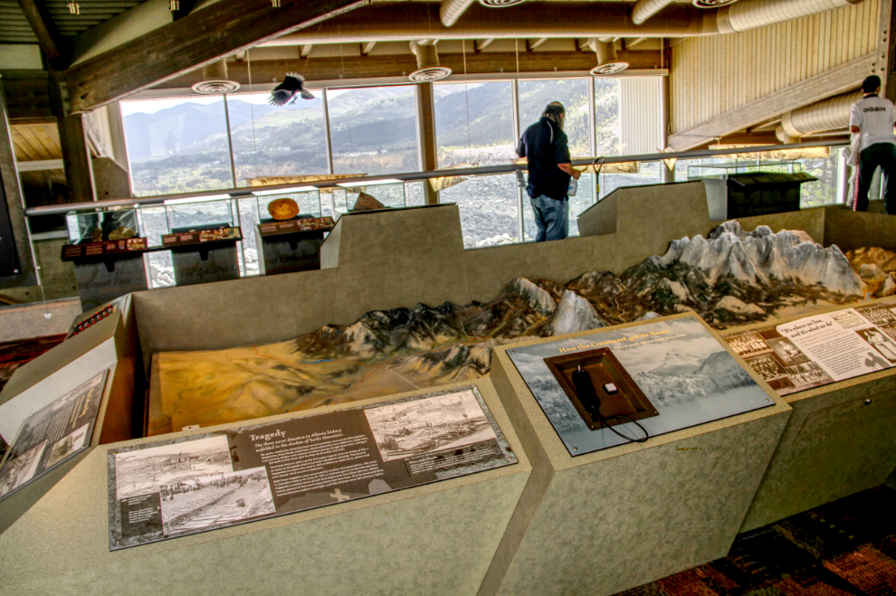 Frank Slide Interpretive Centre, Alberta