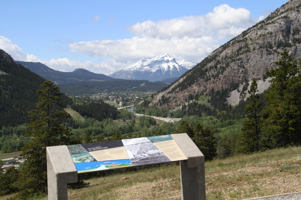 Frank Slide Interpretive Centre, Alberta