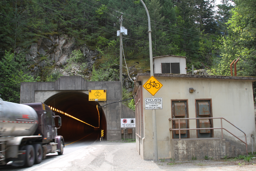 China Bar Tunnel, Fraser Canyon