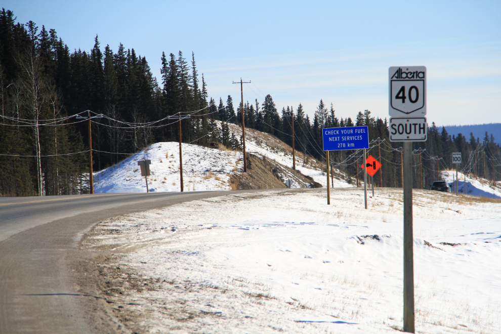 Alberta Highway 40 South