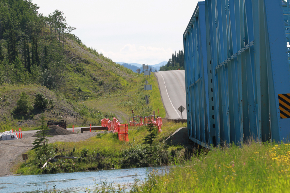 The 'blue bridge' that carries the Alaska Highway across the Yukon River just east of Whitehorse. 