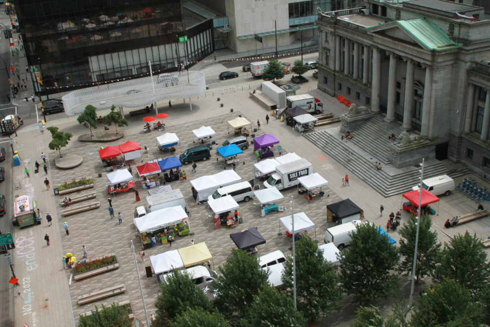 Farmers Market at the Vancouver Art Gallery North Plaza