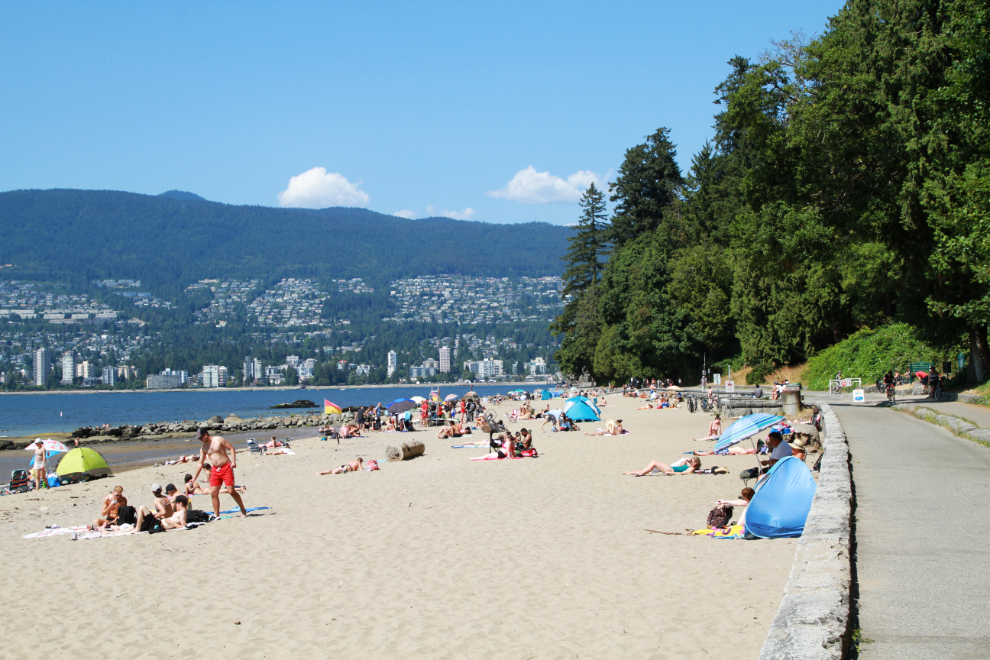 Third Beach is one of the two largest beaches (English Bay Beach is the other). 