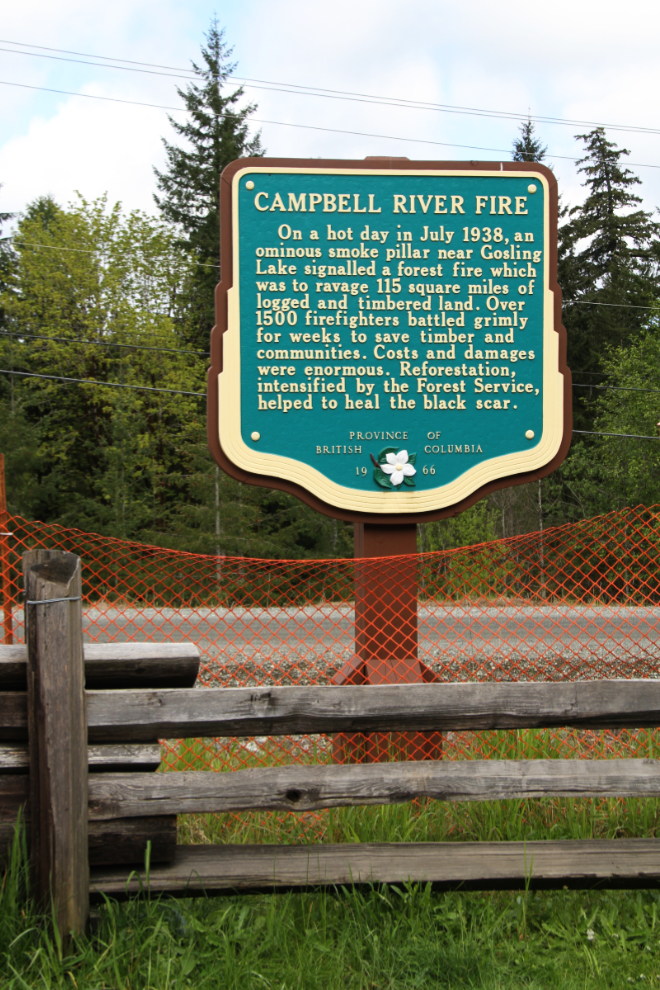 Heritage BC Stop of Interest sign: Campbell River Fire