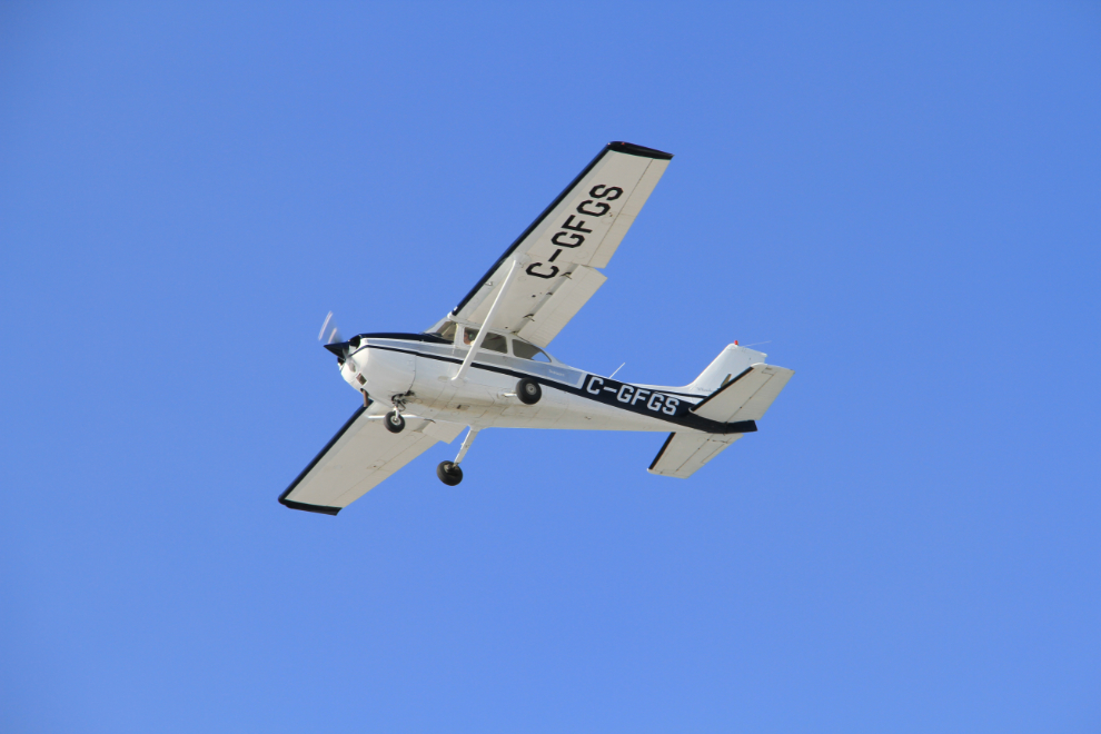 Whitehorse Air Service's 1976 Cessna 172M Skyhawk, C-GFGS landing at Whitehorse, Yukon
