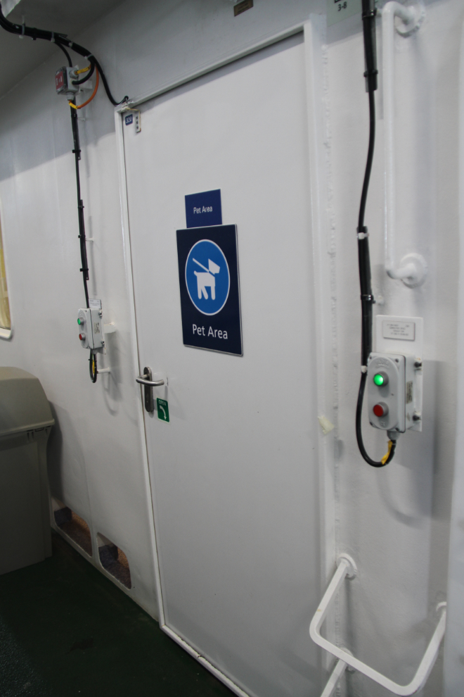 Pet room on the BC ferry Salish Orca