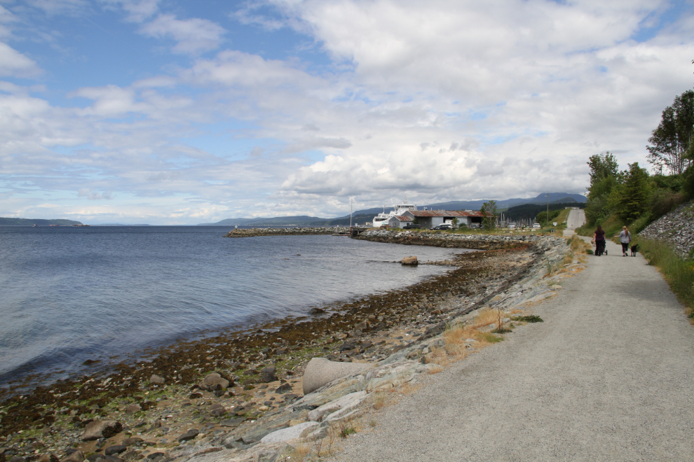 Waterfront walking trail in Powell River, BC