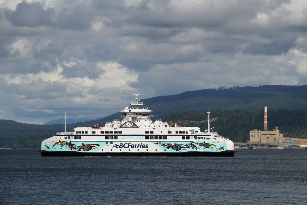 Ferry Salish Orca leaving Powell River, BC