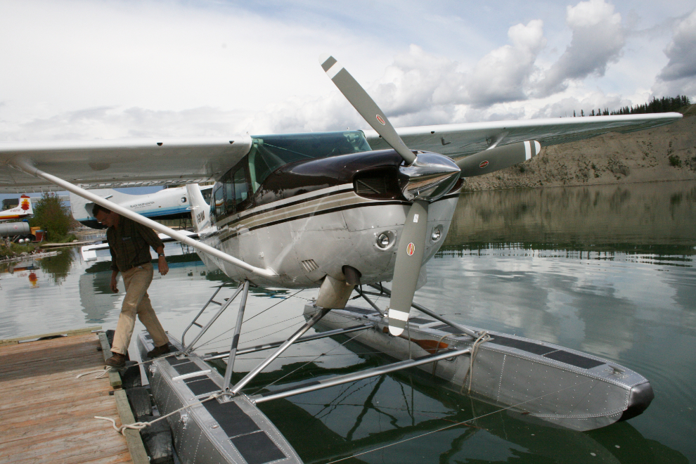 Cessna 206 C-GKWA at Schwatka Lake, Yukon
