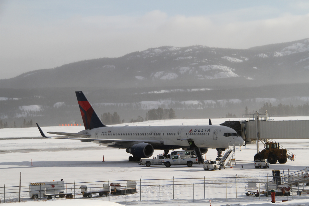 Delta Air Lines Boeing 757 at Whitehorse, Yukon