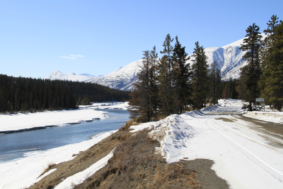 Takhini River, Kusawa Lake Road, Yukon
