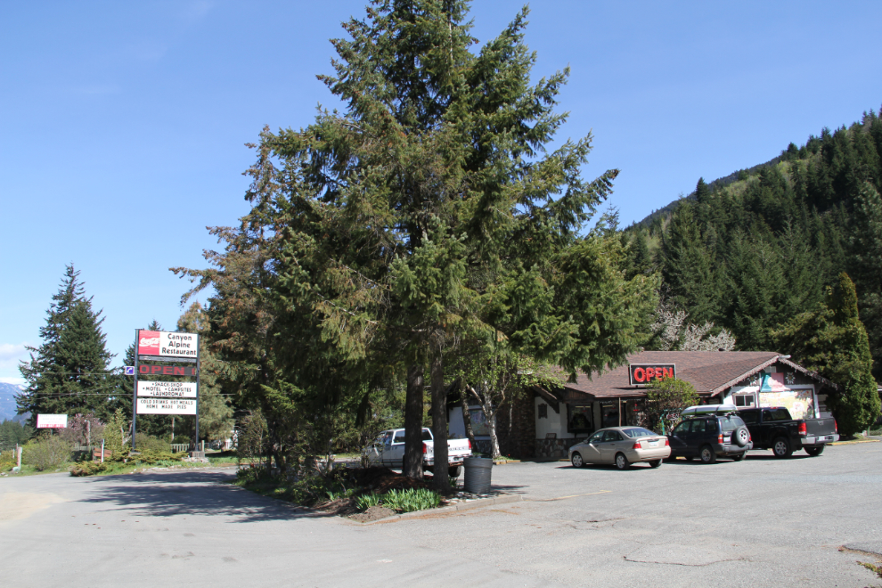 Canyon Alpine Cafe in the Fraser Canyon