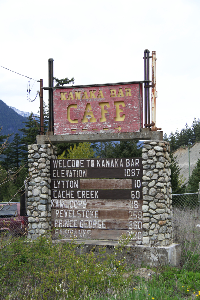Kanaka Bar Lodge sign, Fraser Canyon