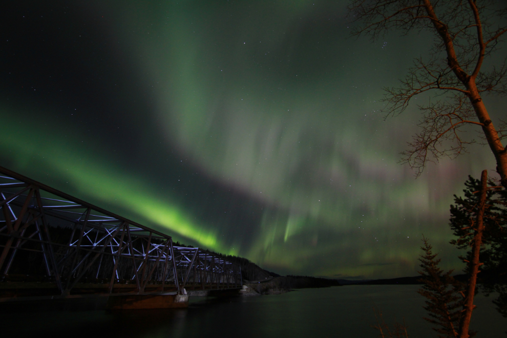  Aurora borealis at the Yukon River Bridge near Whitehorse