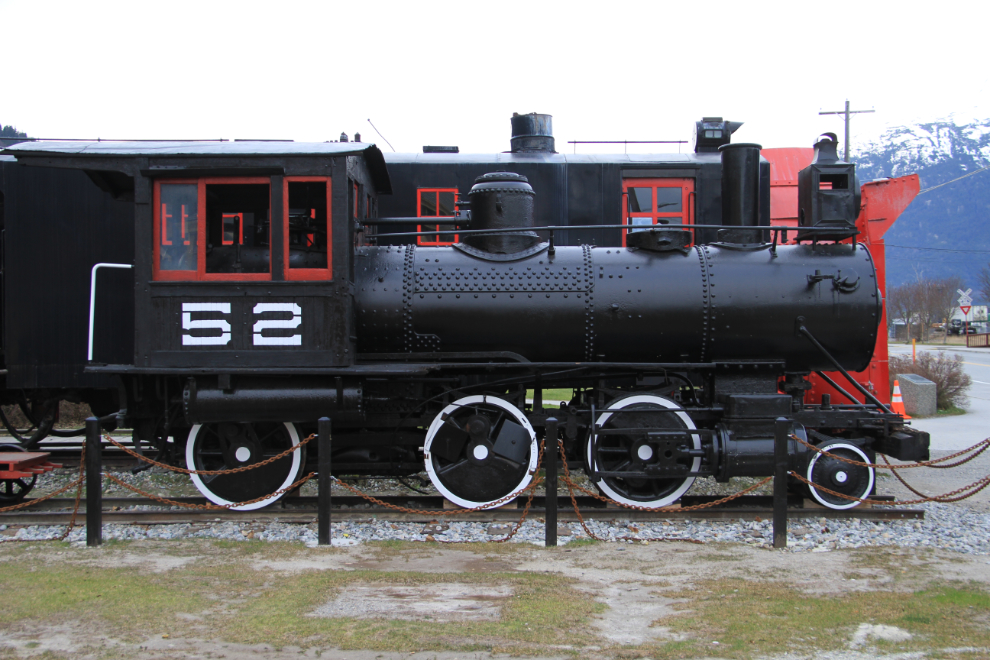 WP&YR steam locomotive #52