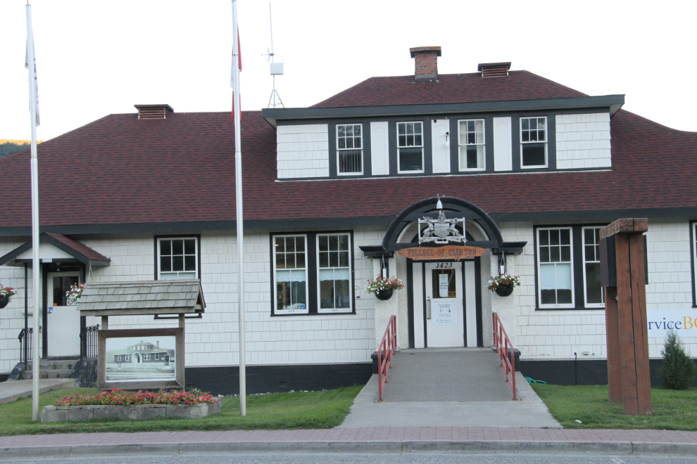 Village of Clinton and Service BC offices in Clinton, BC