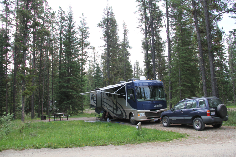 RV at Gregg Lake Campground in William A. Switzer Provincial Park