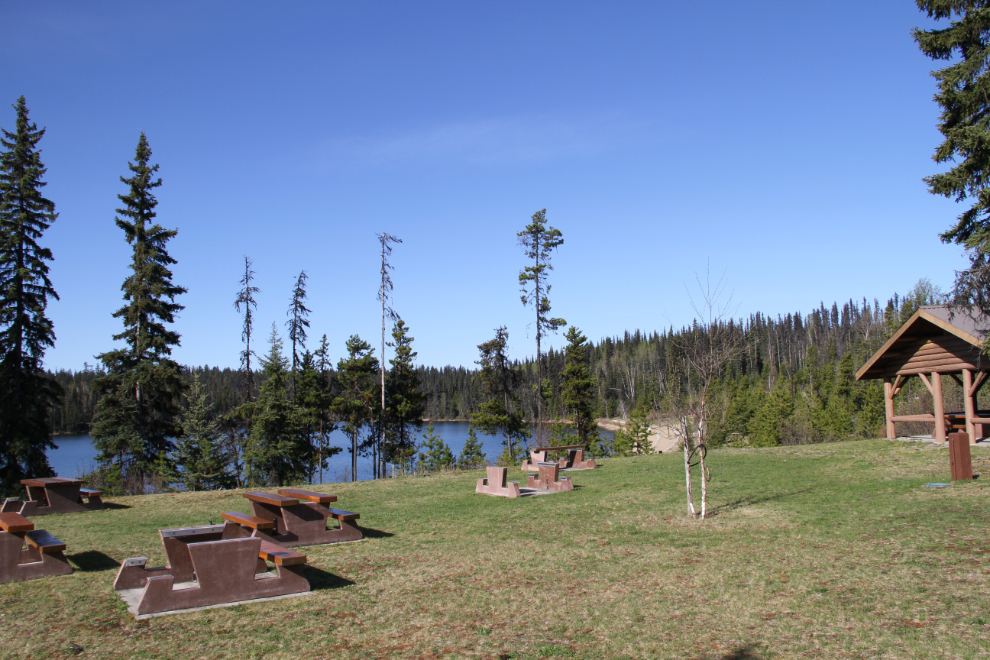 Picnic area at Crooked River Provincial Park, BC