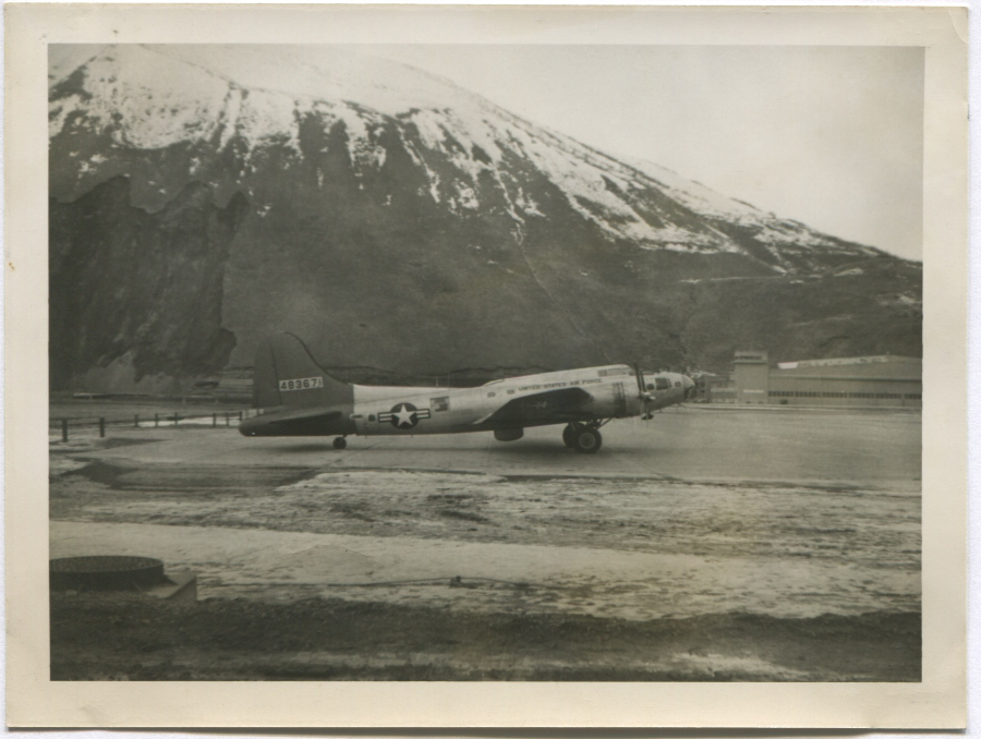 B-17 at NAS Kodiak in 1950