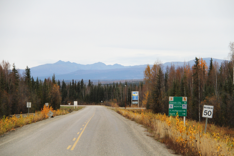 Dempster Highway junction on the North Klondike Highway