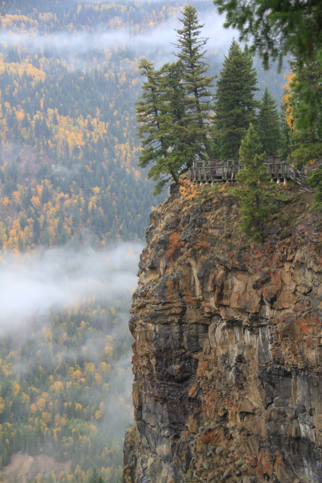 Spahats Falls viewing deck, Wells Gray Provincial Park, BC